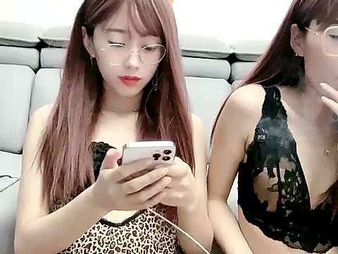 Yaoyao_Tingting naked stripping on cam for live sex video chat