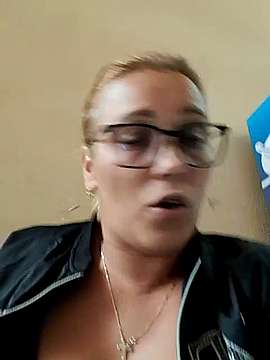 AbbyBones naked stripping on cam for live sex video chat
