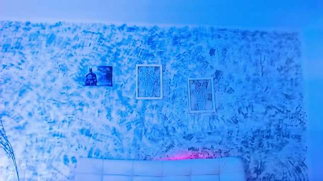 Alana_Luke naked stripping on cam for live sex video chat
