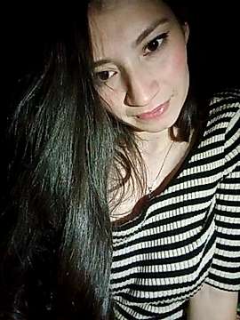 AMY_XYZ naked stripping on cam for live sex video chat