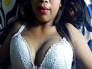 Annah-2 naked stripping on cam for live sex video chat