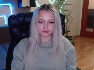 Baby-malika nude on cam – live sex chat