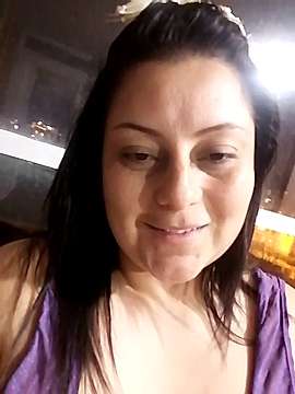 candybigboobs naked stripping on cam for live sex video chat