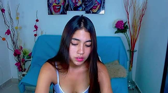 Chiara_bills naked stripping on cam for live sex video chat