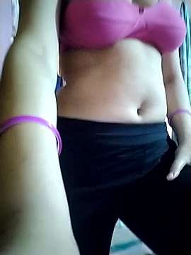 Chitra-Sexy naked stripping on cam for live sex video chat