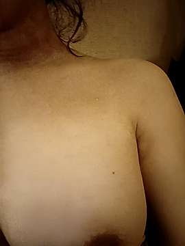 Cindy530 naked stripping on cam for live sex video chat