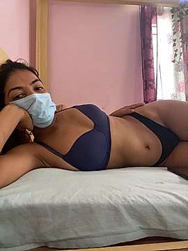 cutty-rani naked stripping on cam for live sex video chat