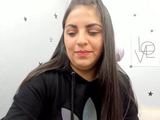 ♥, Salome ♥ ? This hot bunny is nude on cam – live sex chat