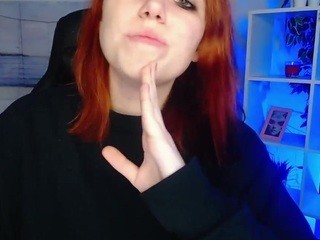 Emmi-pose nude on cam – live sex chat