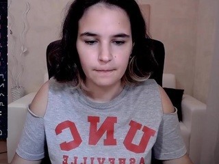 Erinholmes nude on cam – live sex chat
