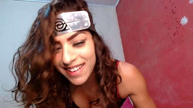 Gabrielli_d4 naked stripping on cam for live sex video chat