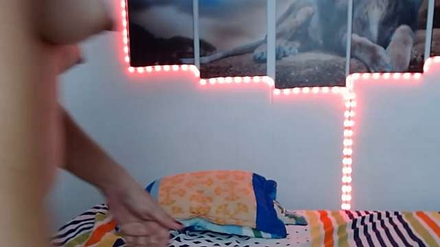 hot_girlsqs naked stripping on cam for live sex video chat