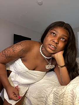iindia_iindia naked stripping on cam for live sex video chat
