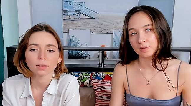 JoanNiwton naked stripping on cam for live sex video chat