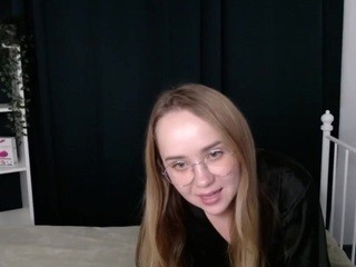 Joya-day nude on cam – live sex chat