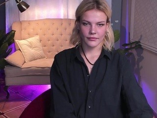 KimmyShy nude on cam – live sex chat