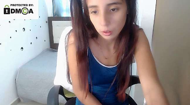 Latin_Skinny_22 naked stripping on cam for live sex video chat