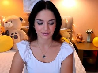 Leiaamore nude on cam – live sex chat