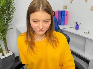Lolaakim nude on cam – live sex chat