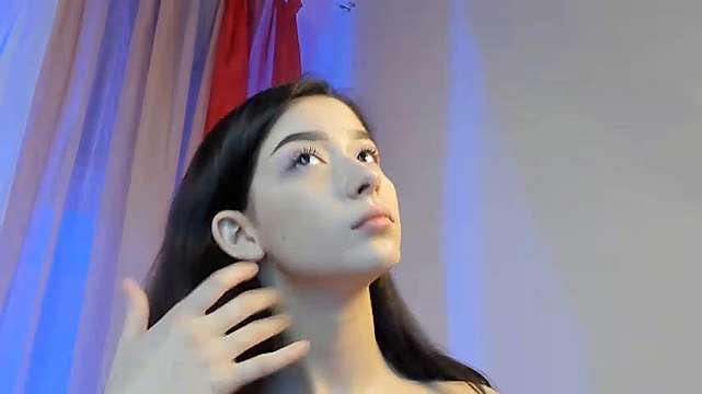 mia_mellow naked stripping on cam for live sex video chat