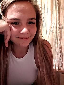 oliolikek naked stripping on cam for live sex video chat