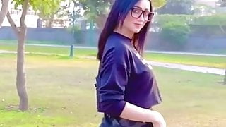 Pakistani tiktoker ki gaand