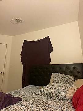 Queenlexicakes420 naked stripping on cam for live sex video chat