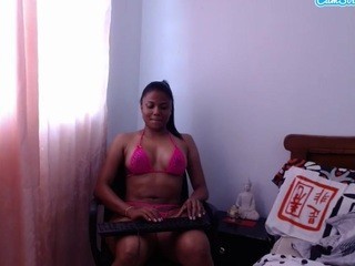 Raffaella-Ward nude on cam – live sex chat