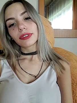 Red_Daimonn naked stripping on cam for live sex video chat