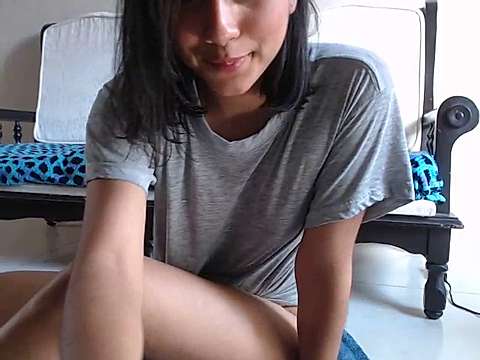 SamSaenz420 naked stripping on cam for live sex video chat