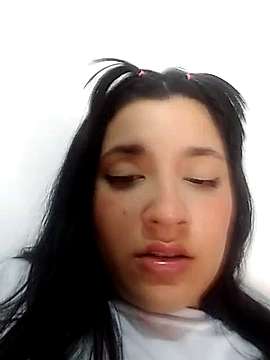 sarah_horny12 naked stripping on cam for live sex video chat