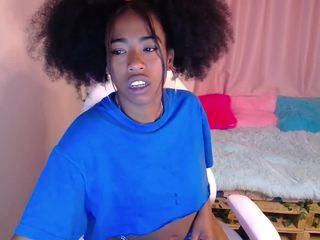 Shaarlotee nude on cam – live sex chat