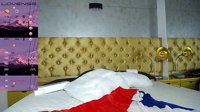 Sia_37 naked stripping on cam for live sex video chat
