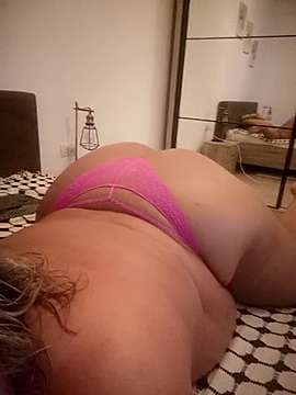 SunshineBlueEyes naked stripping on cam for live sex video chat