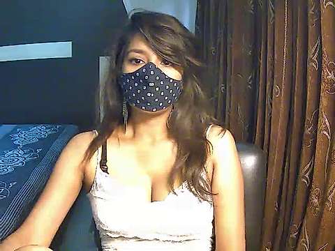 Wild_Urmee naked stripping on cam for live sex video chat