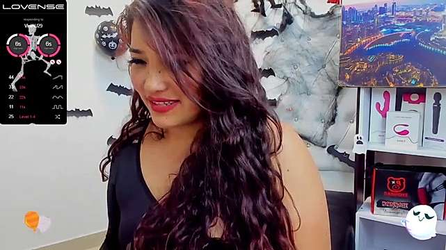 Abbyleel naked stripping on cam for live sex video chat
