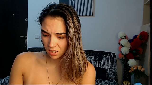 AlexaDolly12 naked stripping on cam for live sex video chat