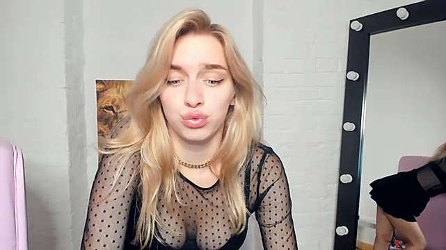 baby_malina naked stripping on cam for live sex video chat