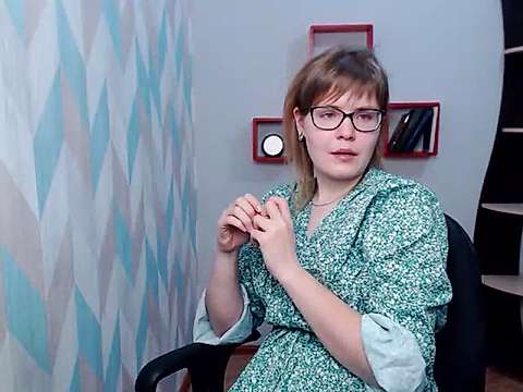 Candise_Christal_ naked stripping on cam for live sex video chat
