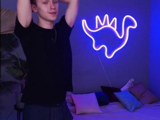 ChrisReeds nude on cam – live sex chat