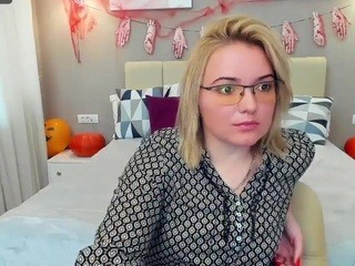 ClaireNettle nude on cam – live sex chat