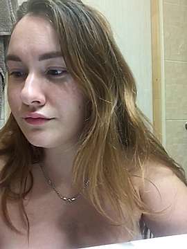 CoralTalks naked stripping on cam for live sex video chat