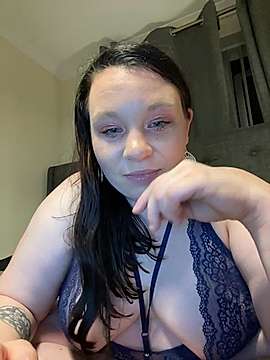 Cpeacks naked stripping on cam for live sex video chat