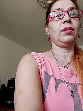 Criss_Tina naked stripping on cam for live sex video chat