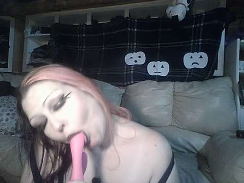 DaddyGypsyFunTime1 naked stripping on cam for live sex video chat