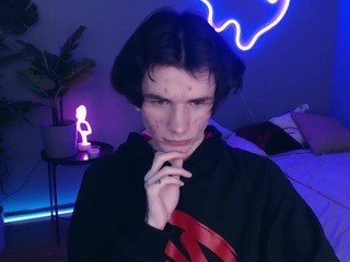 EugeneWills nude on cam – live sex chat