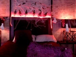 ?, Lissette ? nude on cam – live sex chat