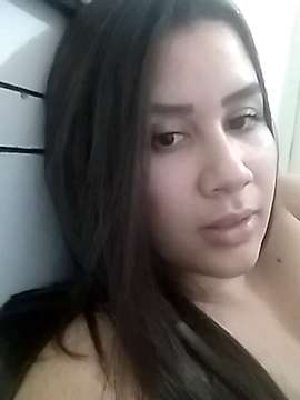 Gabyyy12 naked stripping on cam for live sex video chat