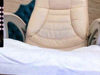 Goddessallysse nude on cam – live sex chat