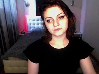 Helen-Jackson nude on cam – live sex chat